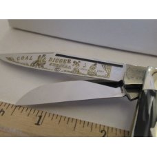  Fight'N Rooster  Black Pearl Celluoid Stockman