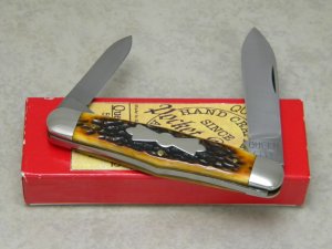 Queen City 2012 Aged Honey Amber Stag Bone #376 Swell Center 2 Blade Jack Knife in Box