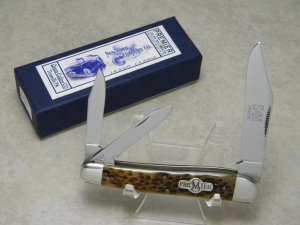 Schatt & Morgan New York 2006 Premier Series 043154  Golden Aged Jigged Bone Whittler Knife in Box