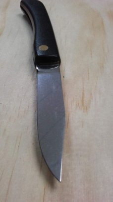 Kissing Crane “Black Angus” Pocket Knife Kissing Crane “Black Angus” Pocket Knife