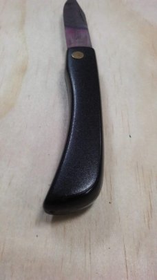 Kissing Crane “Black Angus” Pocket Knife Kissing Crane “Black Angus” Pocket Knife
