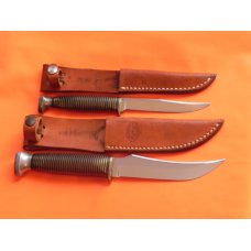 Vintage Ka-Bar 2 Fixed Blade Set Hunting Knives w/ Stacked Handles + Original Sheaths. - NOS & M/NM Vintage Ka-Bar 2 Fixed Blade Set Hunting Knives w/ Stacked Handles + Original Sheaths. - NOS & M/NM