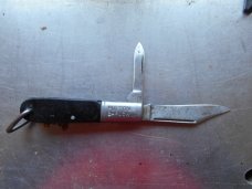 Fulton Barlow with Bail Bakelite Handles Made by Camillus for Sears and Roebuck Fulton Barlow with Bail Bakelite Handles Made by Camillus for Sears and Roebuck