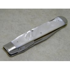 Schatt & Morgan Pearl 2001 Wolverine Knife Collectors Club Swing Guard Lockback Knife in Box Schatt & Morgan Pearl 2001 Wolverine Knife Collectors Club Swing Guard Lockback Knife in Box