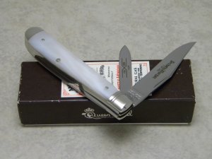 Schatt & Morgan File & Wire Tested Pearl 052151 Medium Trapper Knife in Box c.2001