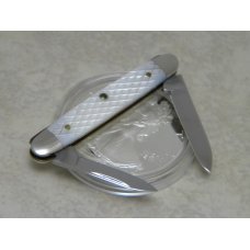 Queen Cutlery Co. Titusville PA Carved Pearl #6 Miniature Pen Knife Queen Cutlery Co. Titusville PA Carved Pearl #6 Miniature Pen Knife