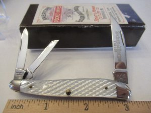 Schatt & Morgan Checkered Pearl Wharncliff Whittler
