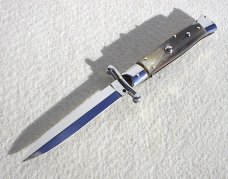 NEW OLD STOCK STILETTO ITALIAN 9" SWITCHBLADE GENUINE HORN SWING GUARD KNIFE