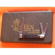 Vintage 1980 Queen Master Cutler Collection Whittler Pocket Knife w/ Beautiful Handles in Display Vintage 1980 Queen Master Cutler Collection Whittler Pocket Knife w/ Beautiful Handles in Display