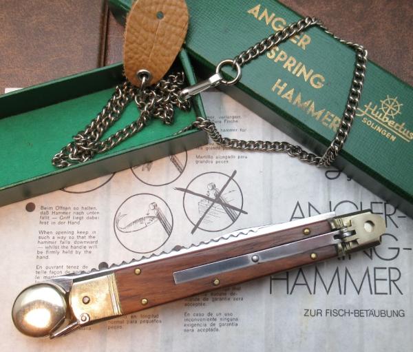 Fisherman's Knife. Hubertus Auto. Fish Bonker Anglers Spring Hammer Knife. In the Box. ........(760)