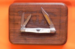 Robeson (Crown Jewel) Whittler w Flawless Mother Of Pearl Handles +Crown +Blue Stones +Gold Etching