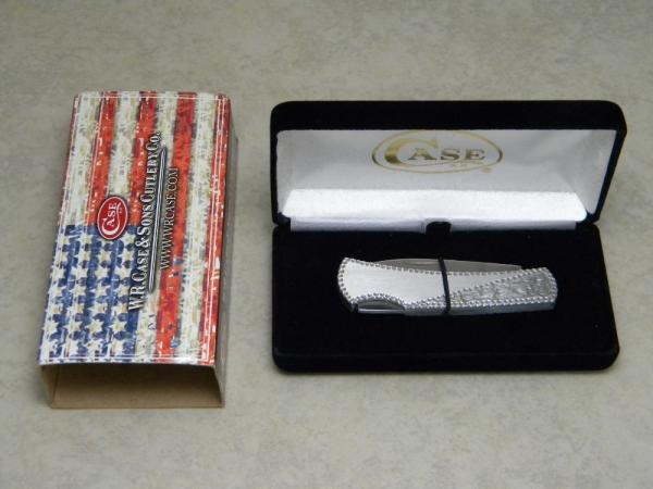 Case XX USA 225L Metal Engraved Lockback Knife NIB Case XX USA 225L Metal Engraved Lockback Knife NIB