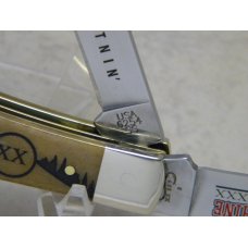 Case XX USA 3-Dot 6254 "White Lightnin'" Moon Shine" Antique Bone Trapper Knife NIB Case XX USA 3-Dot 6254 "White Lightnin'" Moon Shine" Antique Bone Trapper Knife NIB