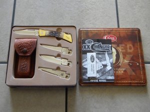 Case XX USA 2017 Amber Bone XX Changer Folding Hunter Lockback Knife & Pouch in Tin Box