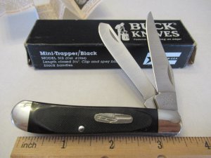 Buck 1990 Mini Trapper Model # 312 
