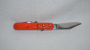 Vintage SCHRADE WALDEN N.Y. U.S.A STAINLESS Paratrooper Pocket Knife in Orange 