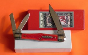 Robeson (MasterCraft ) By Queen, One of 200 HumpBack Whittler w/ Red Jigged Bone Handles -NOS w/ Box