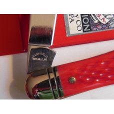 Robeson (MasterCraft ) By Queen, One of 200 HumpBack Whittler w/ Red Jigged Bone Handles -NOS w/ Box Robeson (MasterCraft ) By Queen, One of 200 HumpBack Whittler w/ Red Jigged Bone Handles -NOS w/ Box