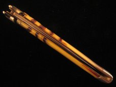 SCHRADE CUT CO. CELLULOID FISHTAIL AUTO KNIFE 1904 – 1946 OLD VINTAGE KNIVES SCHRADE CUT CO. CELLULOID FISHTAIL AUTO KNIFE 1904 – 1946 OLD VINTAGE KNIVES