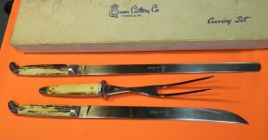 Antique Queen Cutlery Set -2 Carving Knives and Serving Fork w/ WinterBotom Handles -NOS in Orig Box