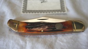 North American Hunting Club Hunter's Classic Collectible Knife