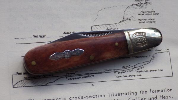Rough Rider RR741 1 Blade Smooth Brown Bone Barlow Propeller Shield Rough Rider RR741 1 Blade Smooth Brown Bone Barlow Propeller Shield
