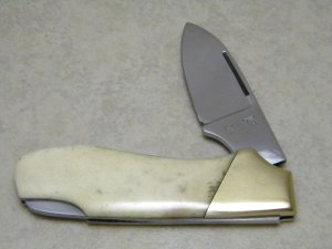 Kershaw Oregon USA By Kai Japan Model 2120 Bone Lockback Knife