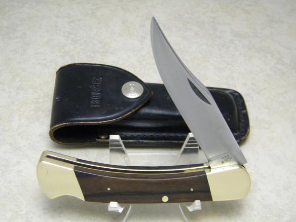 Buck USA Model 110 Wood Folding Hunter Lockback Knife & Pouch - 3rd Version c.1970 Buck USA Model 110 Wood Folding Hunter Lockback Knife & Pouch - 3rd Version c.1970