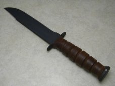 Camillus New York USA Stacked Leather 5685B USMC Marine Fighting Fixed Blade Knife & Sheath in Box Camillus New York USA Stacked Leather 5685B USMC Marine Fighting Fixed Blade Knife & Sheath in Box