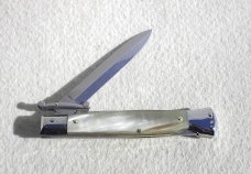 NEW OLD STOCK ITALIAN STILETTO 9" GENUINE HORN SWING GUARD KNIFE