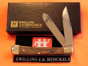 Vintage J A Henckels 2 Blade Trapper (HK5-GSW) Pocket Knife w/ GunStock Walnut Handles -COA & Box