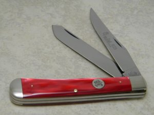 Queen Steel USA RI5 Red Celluloid "Q" Dagger 94 Tang Stamp Etched Trapper Knife c.1994