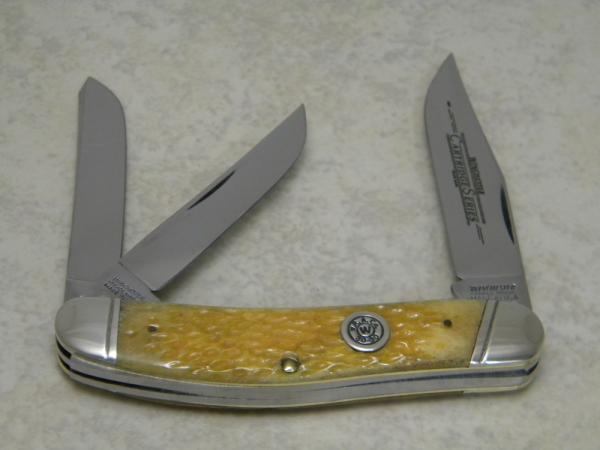 Winchester Trademark USA 1995 Bone 39049 Cartridge Series Sowbelly Whittler Knife Winchester Trademark USA 1995 Bone 39049 Cartridge Series Sowbelly Whittler Knife