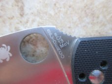 Spyderco Tenacious With Combo Edge (partially serrated) Spyderco Tenacious With Combo Edge (partially serrated)