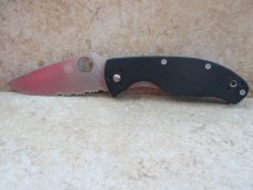 Spyderco Tenacious With Combo Edge (partially serrated) Spyderco Tenacious With Combo Edge (partially serrated)