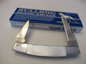 Bulldog Brand Pearl Groundhog 