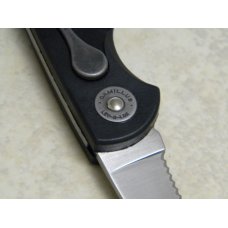 Camillus New York USA Black Zytel LEV-R-LOK Model 5851 Seat Belt Cutter Rescue Lockback Knife in Box