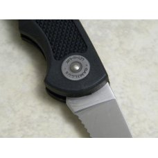 Camillus New York USA Black Zytel LEV-R-LOK Model 5851 Seat Belt Cutter Rescue Lockback Knife in Box