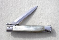 NEW OLD STOCK ITALIAN STILETTO 9" GENUINE  BRAZILIAN  HORN SWING GUARD KNIFE