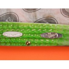 Case xx 5” Daddy Barlow MDL# 6143 SS w/ John Deere Green Handles and Rare Case/MM Shield -NOS Case xx 5” Daddy Barlow MDL# 6143 SS w/ John Deere Green Handles and Rare Case/MM Shield -NOS