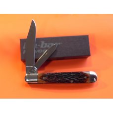 Vintage Ka-Bar Dog Head 2 Blade Trapper?Plowmans Knife w Chestnut Bone Handles - NOS & Near Mint Vintage Ka-Bar Dog Head 2 Blade Trapper?Plowmans Knife w Chestnut Bone Handles - NOS & Near Mint