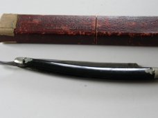 Straight Razor-Hartford Cutlery Straight Razor-Hartford Cutlery