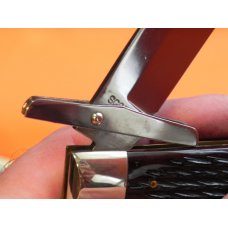 Ka-Bar Cheetah Pocket Knife w/ Beautiful Red Bone Handles -Dog Head on Swing Guard -NM & NOS Ka-Bar Cheetah Pocket Knife w/ Beautiful Red Bone Handles -Dog Head on Swing Guard -NM & NOS