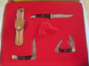 Buck Knives   Ducks Unlimited Raffle Set From 1993