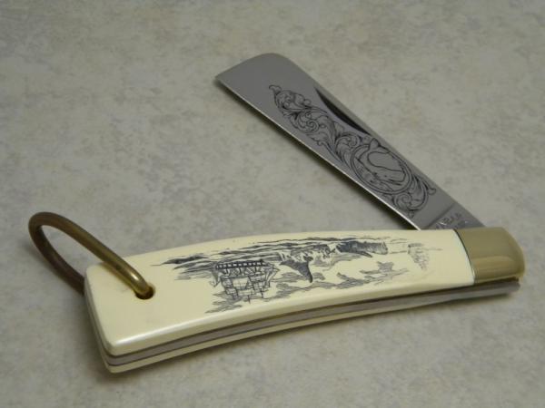 Kabar KA-BAR WLR89 Scrimshawed Imitation Ivory Whaler Knife c.1989 Kabar KA-BAR WLR89 Scrimshawed Imitation Ivory Whaler Knife c.1989