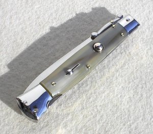 NEW OLD STOCK ITALIAN STILETTO 9" GENUINE  BRAZILIAN  HORN SWING GUARD KNIFE