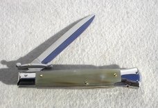 NEW OLD STOCK ITALIAN STILETTO 9" GENUINE  BRAZILIAN  HORN SWING GUARD KNIFE