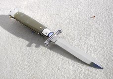 NEW OLD STOCK ITALIAN STILETTO 9" GENUINE  BRAZILIAN  HORN SWING GUARD KNIFE