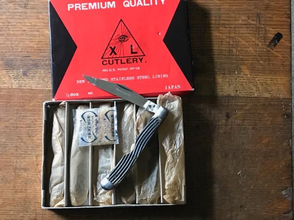 vintage full box of 6 EYE X L made in JAPAN bone handle easy open knives like new but old vintage full box of 6 EYE X L made in JAPAN bone handle easy open knives like new but old