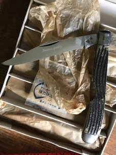 vintage full box of 6 EYE X L made in JAPAN bone handle easy open knives like new but old vintage full box of 6 EYE X L made in JAPAN bone handle easy open knives like new but old